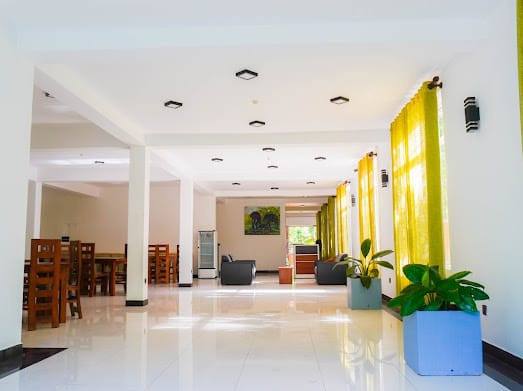 HOTEL FOR SALE IN DAMBULLA