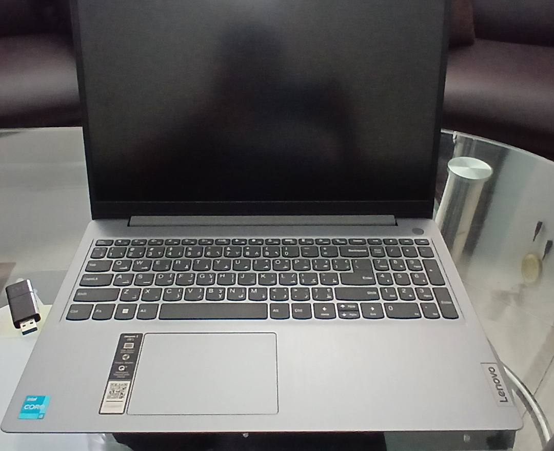 LENOVO LAPTOP 256 SSD 4GB RAM