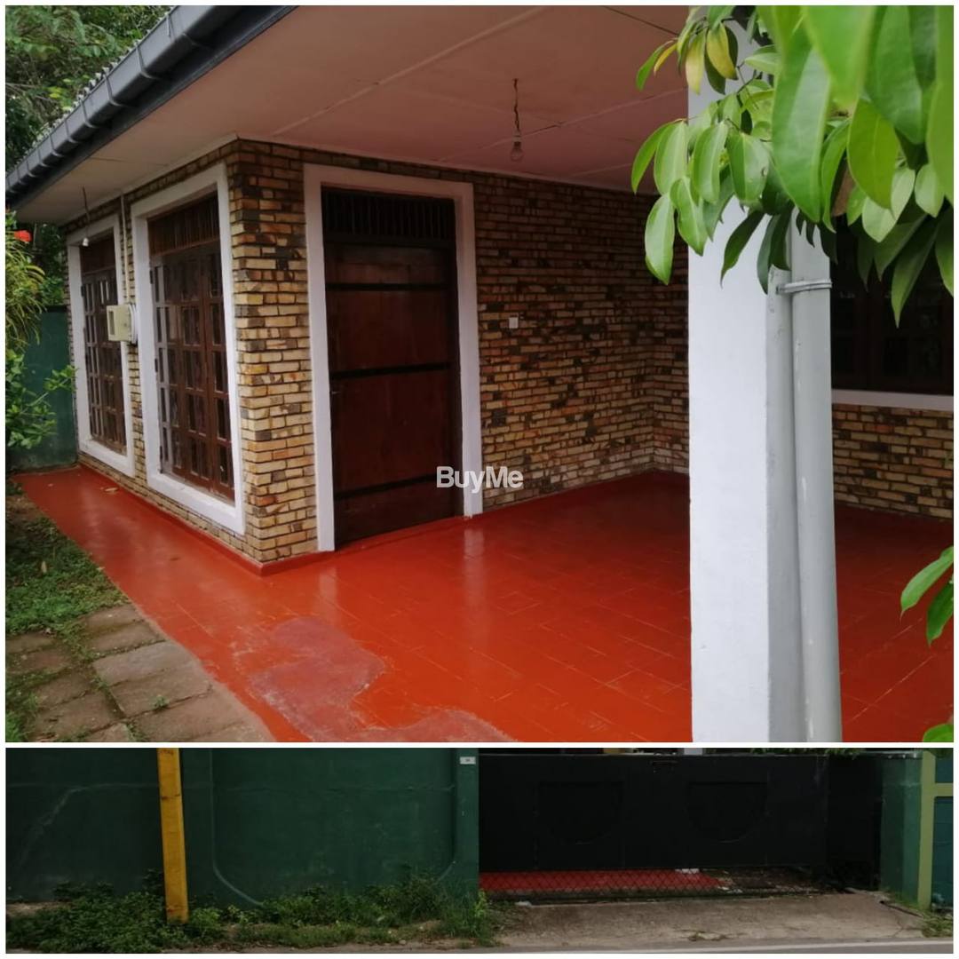 HOUSE FOR SALE IN BORALESGAMUWA