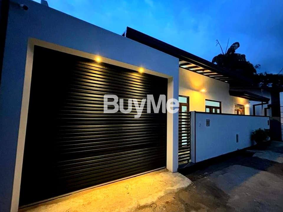 NEWLY COMPLETE MODERN HOUSE FOR SALE IN KADUWELA KORATHOTA AREA