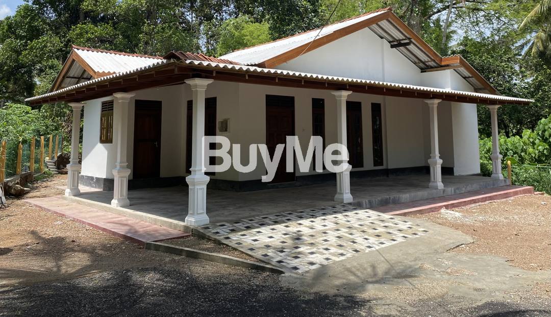 HOUSE FOR SALE IN YAKKALA - GAMPAHA