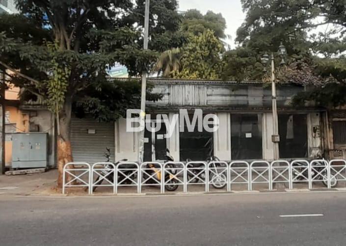 COMMERCIAL PROPERTY FOR SALE IN HEART OF THE KANDY TOWN