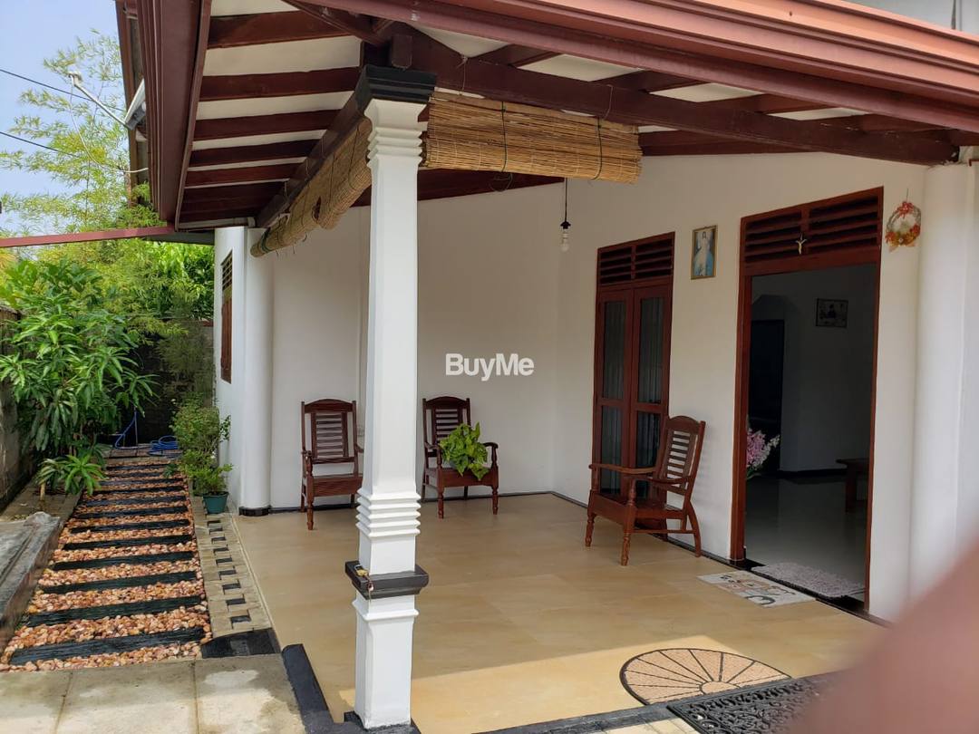 HOUSE FOR SALE IN SEEDUWA