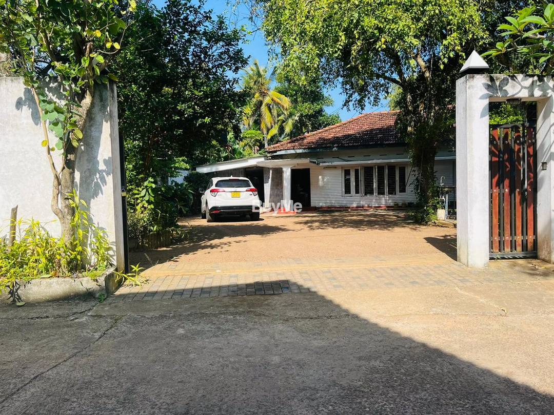 HOUSE FOR SALE IN KANDY