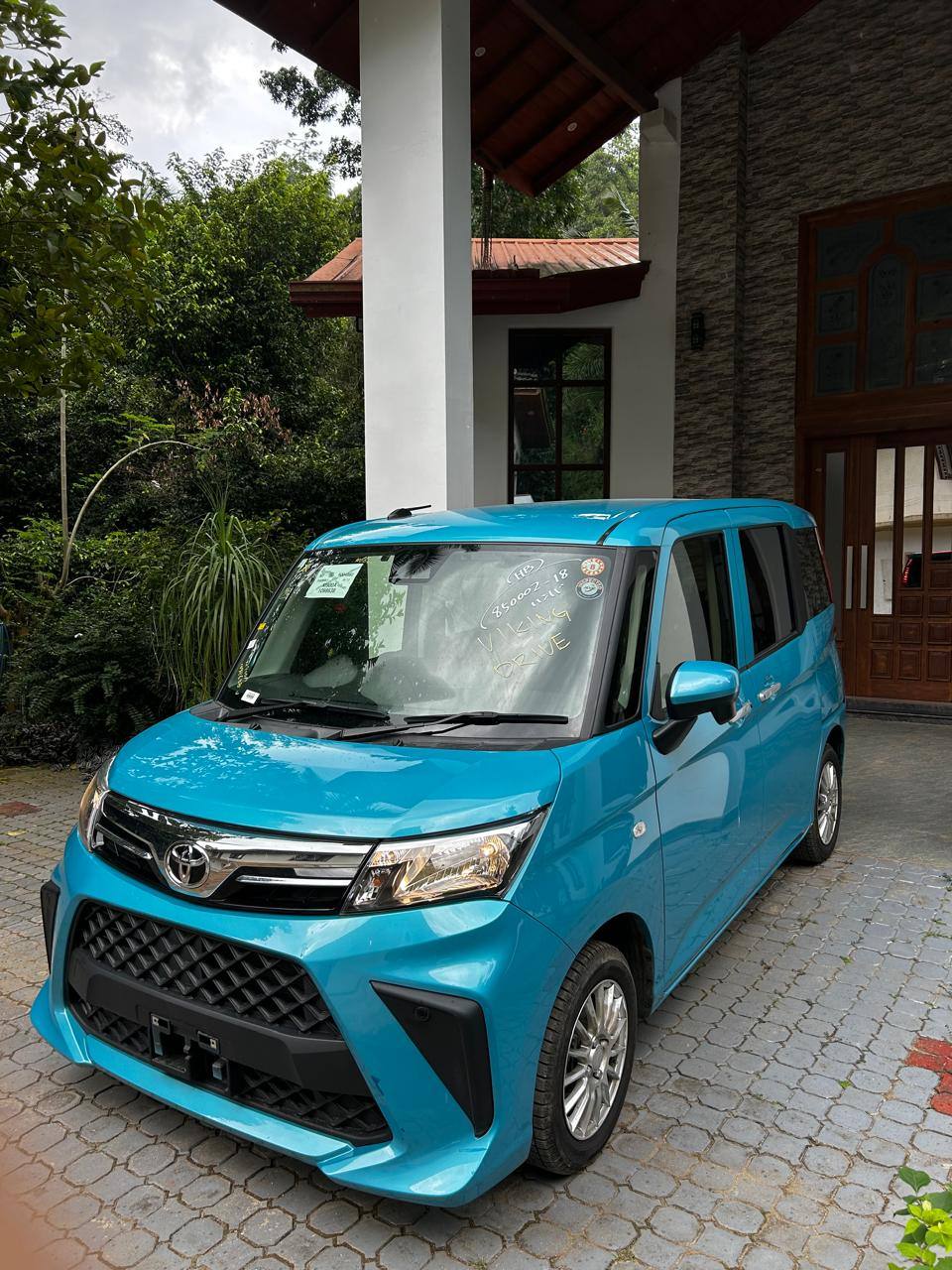TOYOTA ROOMY X GRADE 2023