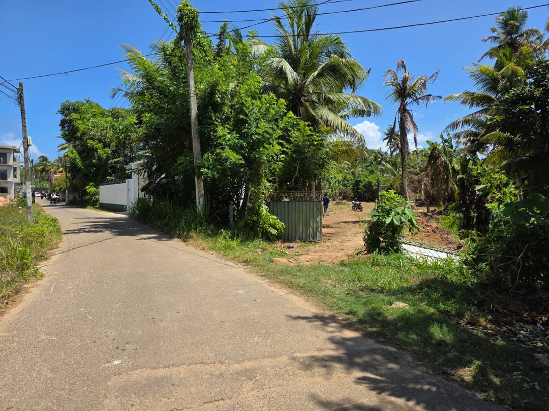 VALUABLE COMMERCIAL TOURISM LAND FOR SALE IN MATARA