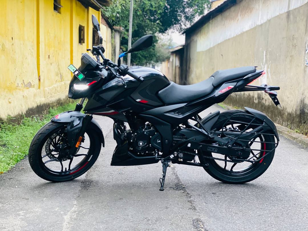 Bajaj Pulsar N160 2025