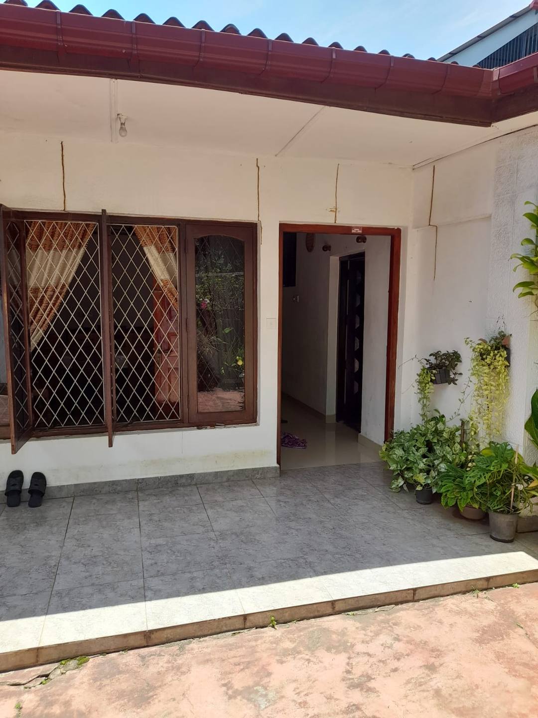 BEAUTIFUL HOUSE FOR SALE IN MATALE TOWN