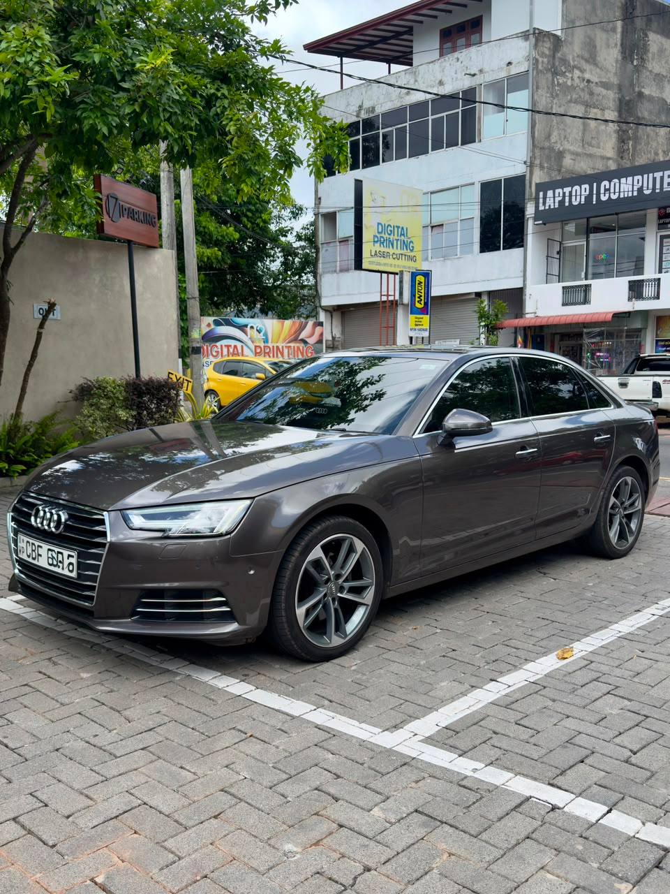 Audi A4 30 TFSI Luxury Line 2018
