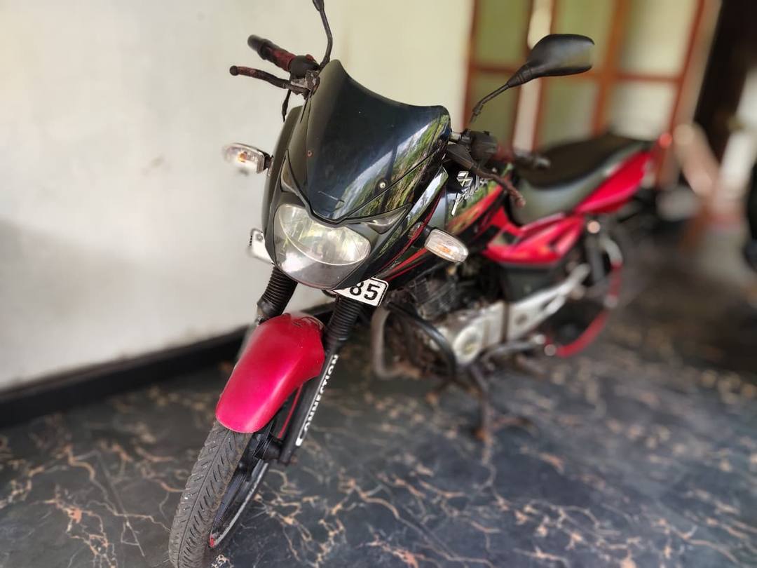 Bajaj Pulsar 150 2014