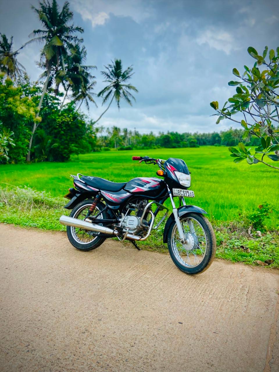 Bajaj CT 100 2015