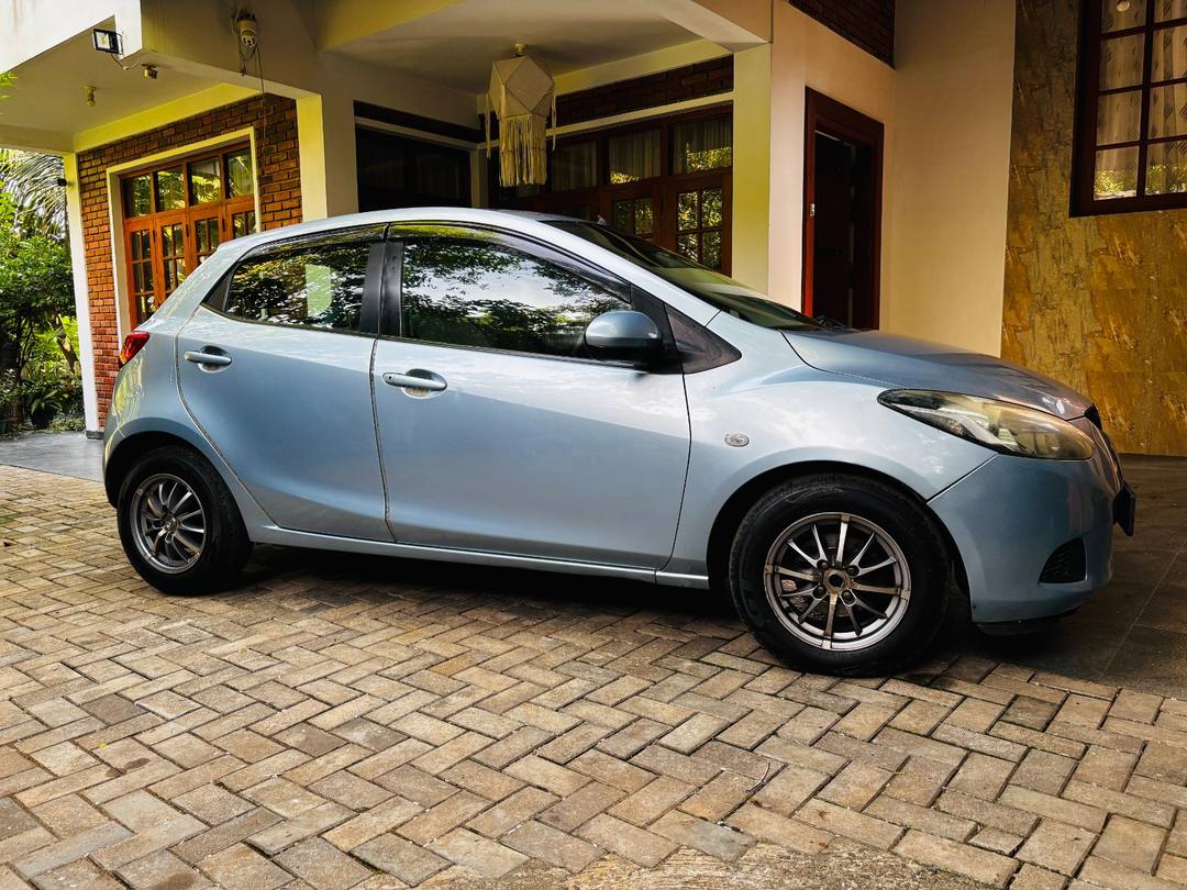 Mazda Demio 2007