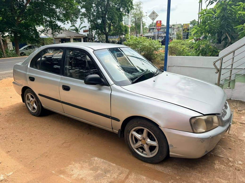 Hyundai Accent Hatchback 2001