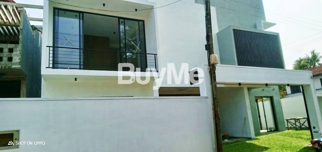 BRAND NEW 3 STOREY LUXURY HOUSE FOR SALE IN BATTARAMULLA KOSWATHTHA