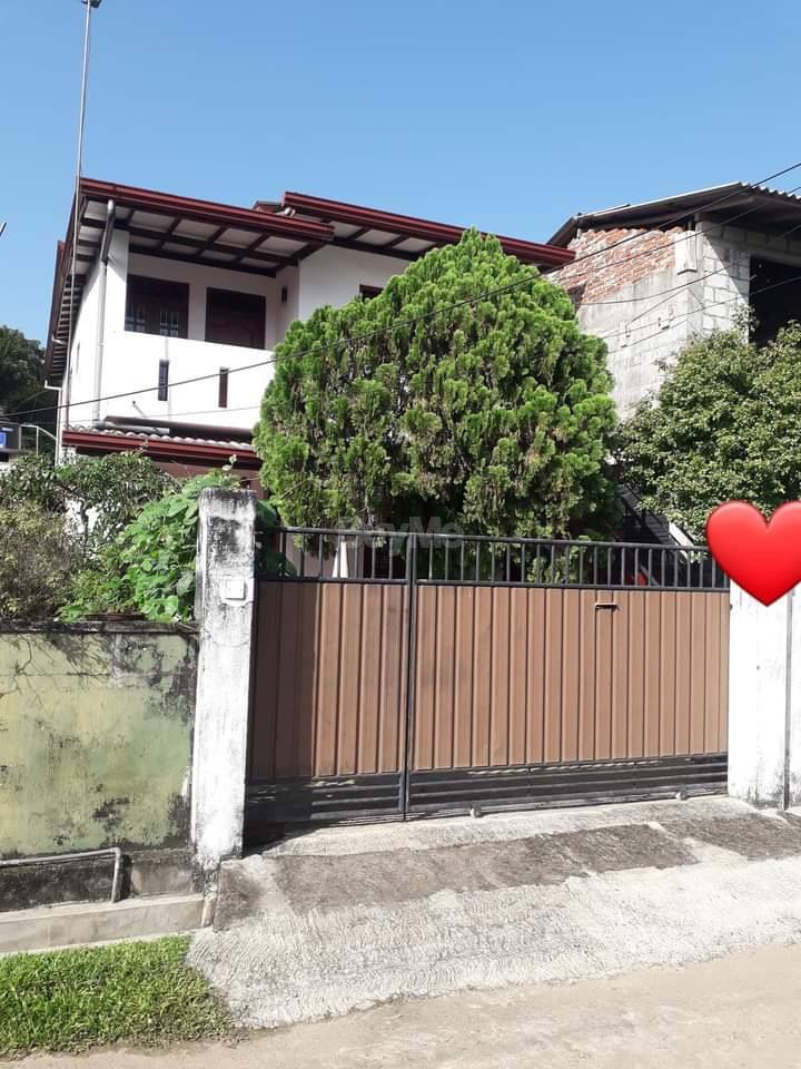 HOUSE FOR SALE IN -BANDARAGAMA