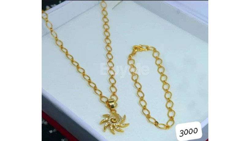 gold-colour-chain-with-pendent-bracelets-big-0