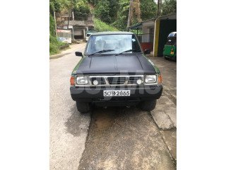 NISSAN DOUBLE CAB D21 1980