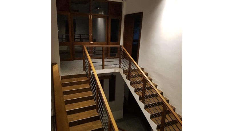 luxury-house-for-sale-in-battaramulla-big-2