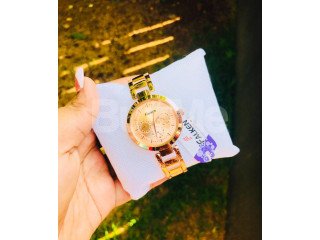 LADIES WATCH GOLD