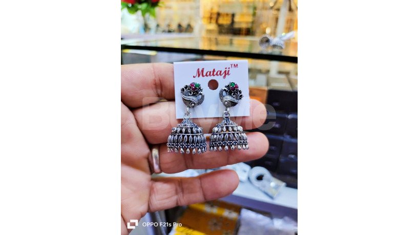 exclusive-offer-earrings-from-sp-fashion-big-3