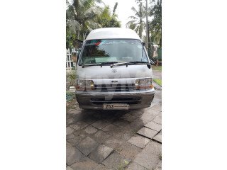 TOYOTA HIACE 1995