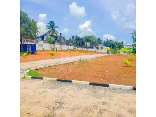 LAND FOR SALE IN THALAWATHUGODA - NOTTING HILL BY SAVI LANDS