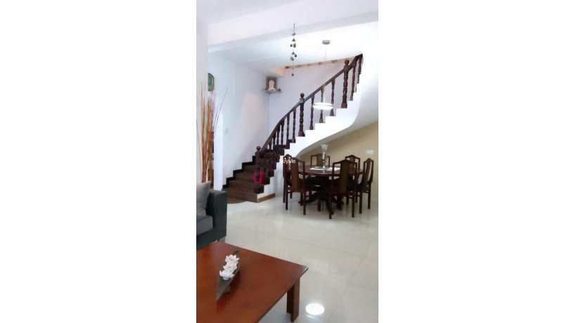 two-story-house-for-sale-in-the-middle-of-dematagoda-borella-big-5