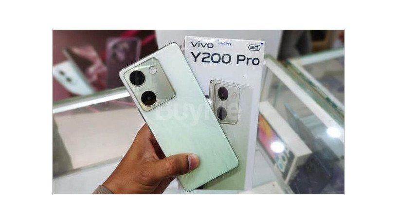 vivo-y200-pro-big-0