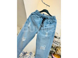 LADIES LEVIS BIG FOLD ELASTIC PATCH RIPPED DENIM - ICE BLUE