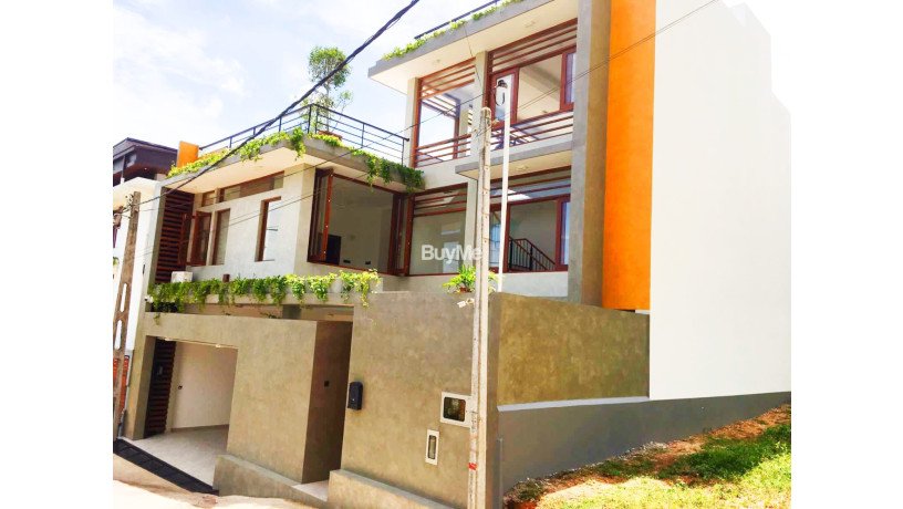 brand-new-luxury-house-for-sale-in-pannipitiya-road-malabe-big-0