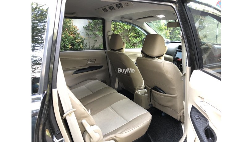 toyota-avanza-g-grade-2012-big-2