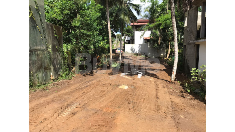 land-for-sale-in-malabe-big-0