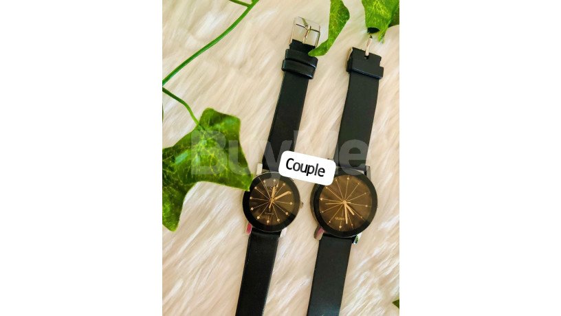 couple-watches-big-0