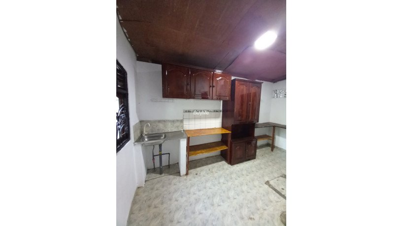 house-for-rent-in-dehiwala-big-6