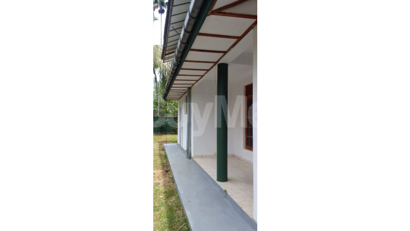 valuable-house-for-sale-in-kandy-big-4