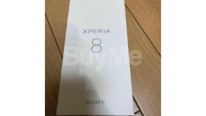 sony-xperia-8-big-1