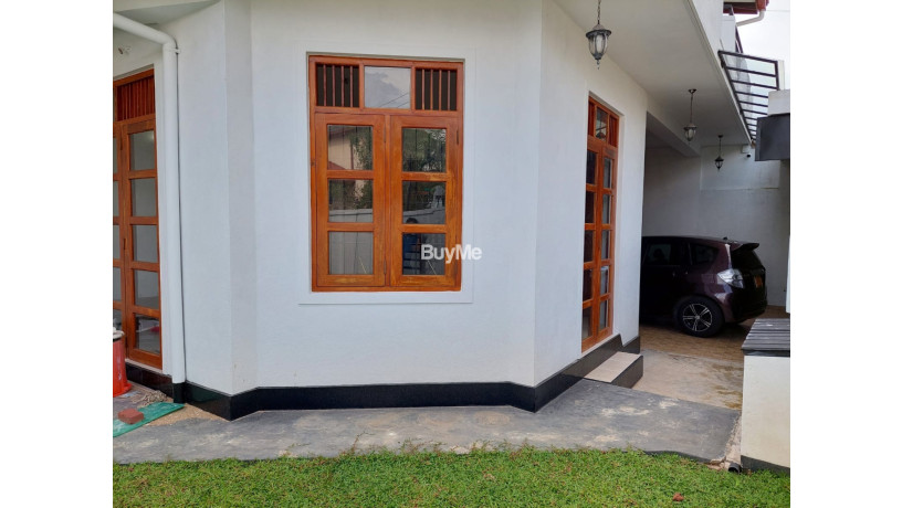 two-story-house-for-sale-in-malabe-big-2