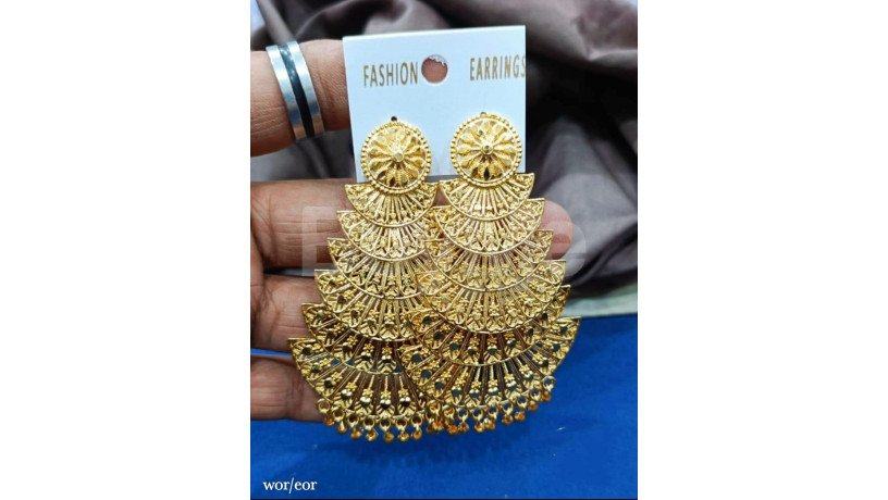 fancy-earrings-jumki-big-4