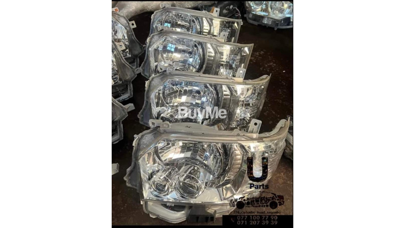 scoop-headlight-toyota-kdh-big-1