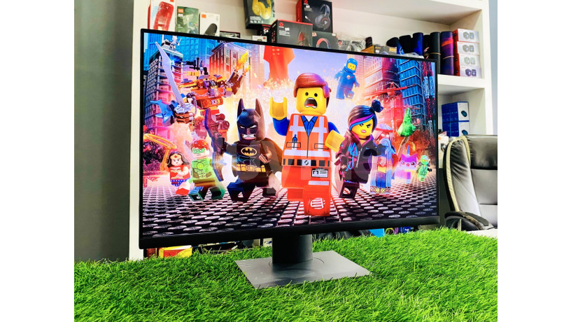 dell-22inch-ips-frameless-monitor-big-1