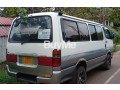 toyota-hiace-dolphin-1991-small-3