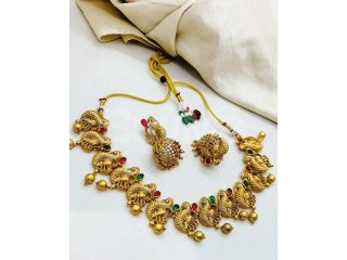 CHOKER NECKLACES FOR TRADITIONAL WEAR