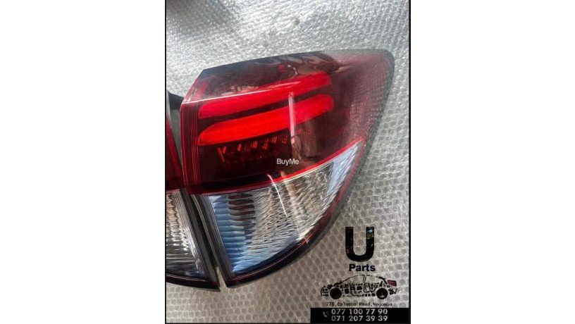 honda-vezel-tail-light-big-2