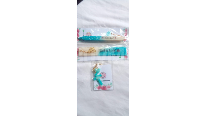 combo-pack-pen-bookmark-key-tag-big-0