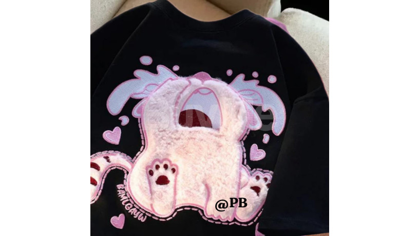 crybaby-kitten-fluffy-baggy-tshirt-black-big-0