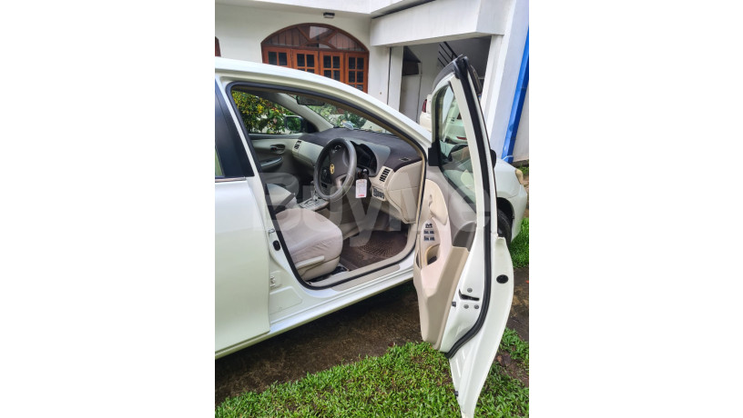 toyota-axio-g-garde-2008-big-2