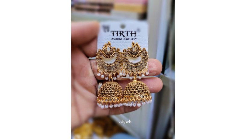 jumki-earrings-bronze-colour-big-1