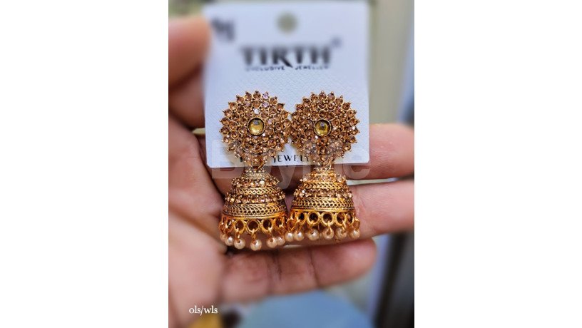 jumki-earrings-bronze-colour-big-2