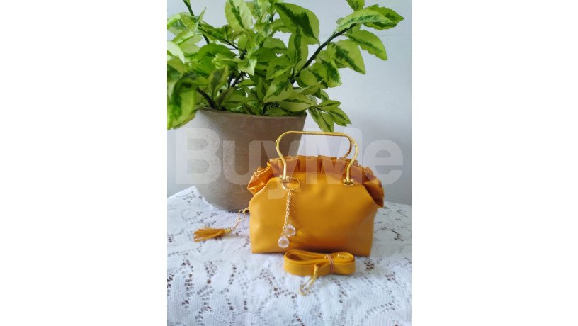 ladies-hand-bag-yellow-big-0