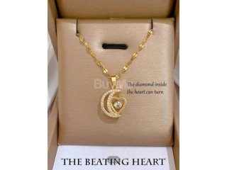 LADIES STAINLESS STEEL CHARM PENDANT WITH NECKLACE